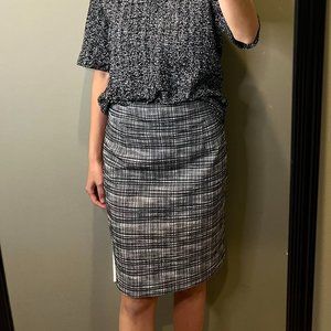 NWOT Textured High-Rise Slim-Fit Pencil Skirt XS